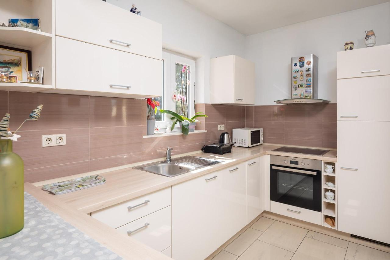 Boja Nel Blu Apartment Stanici Ngoại thất bức ảnh