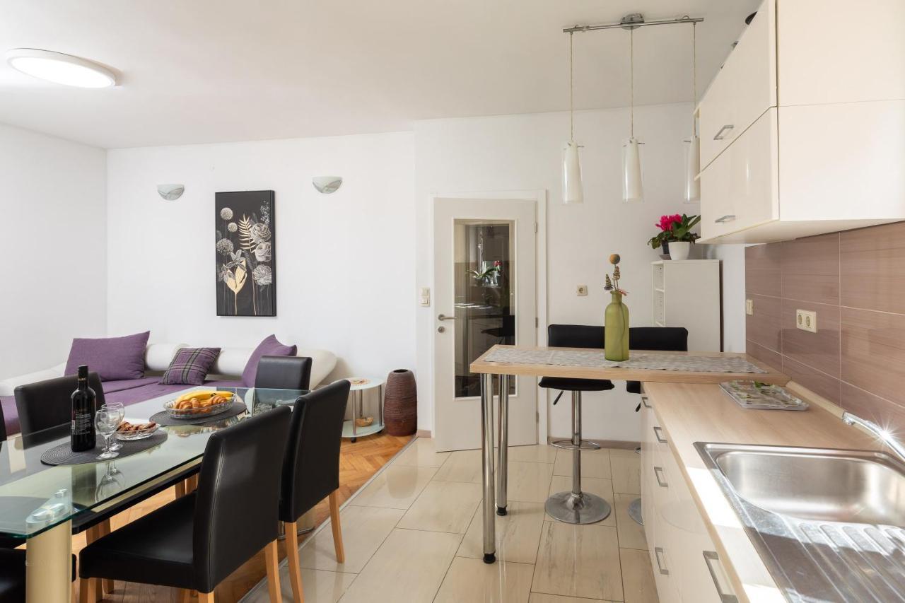 Boja Nel Blu Apartment Stanici Ngoại thất bức ảnh